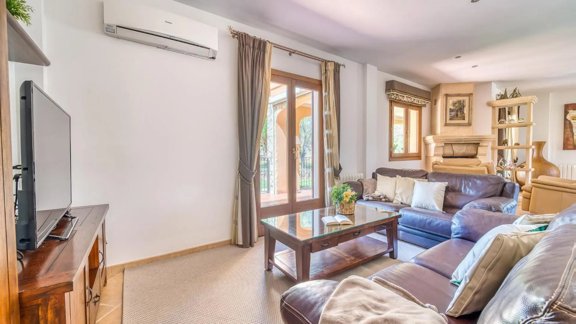 Charming Holiday Home Near Beach Muro