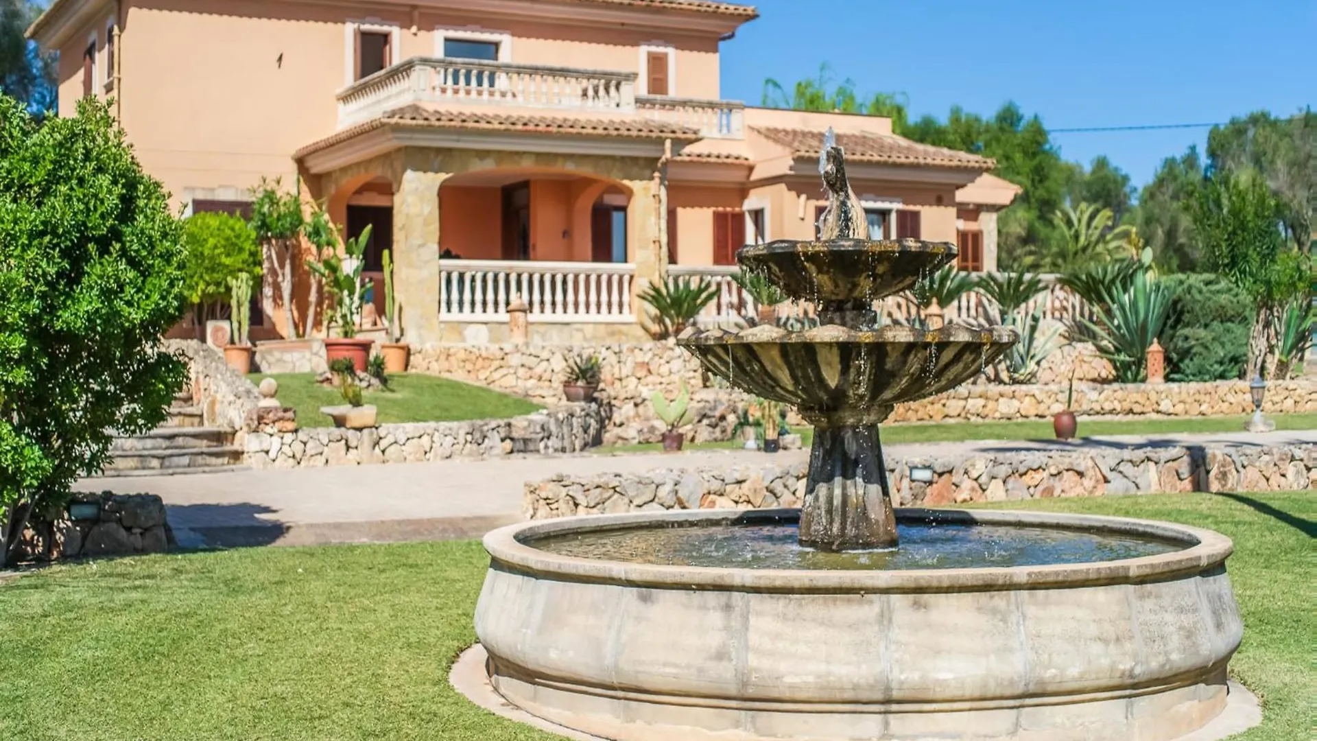 Charming Holiday Home Near Beach Muro İspanya